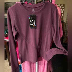 Move Theology Purple Poly/Spandex Top w/Finger Holes Size L NWT